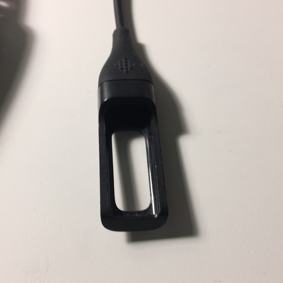 Fitbit - Picture 3 of 4